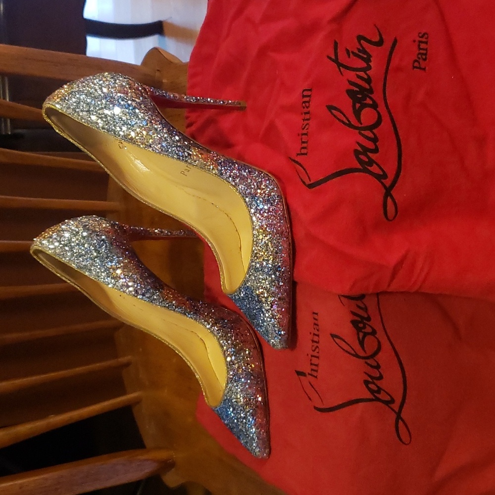 Christian louboutin glitter heels ...size 37 1/2.... Excellent condition! - Picture 3 of 9